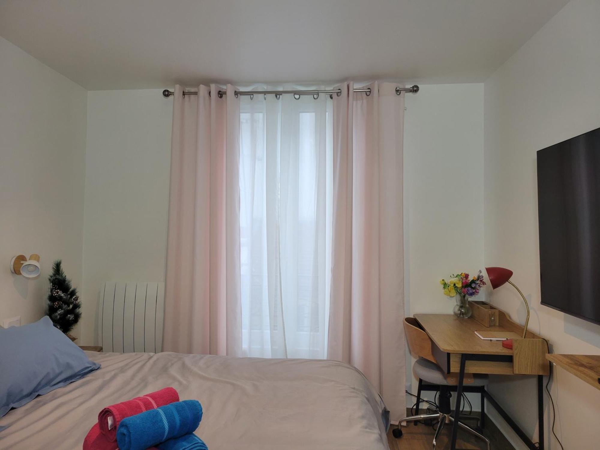 Amazing Apartment A Stone'S Throw From The City Of Lights - Paris Clichy Buitenkant foto