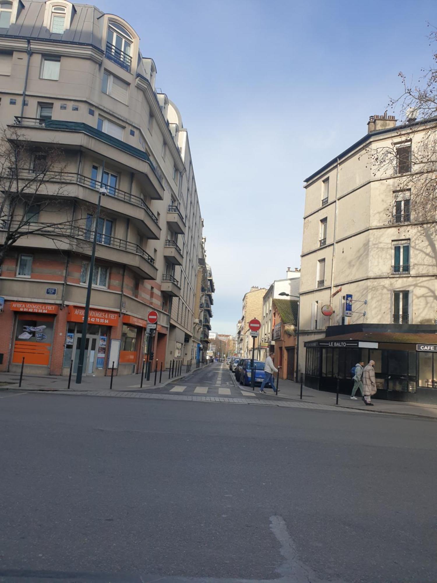 Amazing Apartment A Stone'S Throw From The City Of Lights - Paris Clichy Buitenkant foto