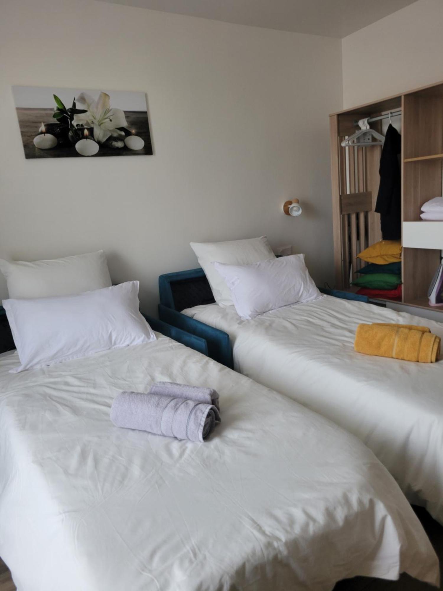 Amazing Apartment A Stone'S Throw From The City Of Lights - Paris Clichy Buitenkant foto